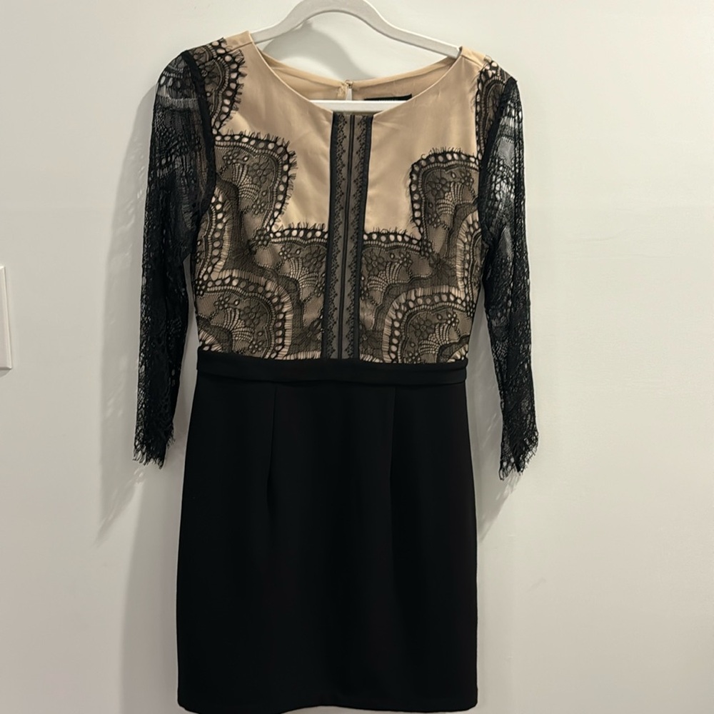 Forever 21 lace mini dress